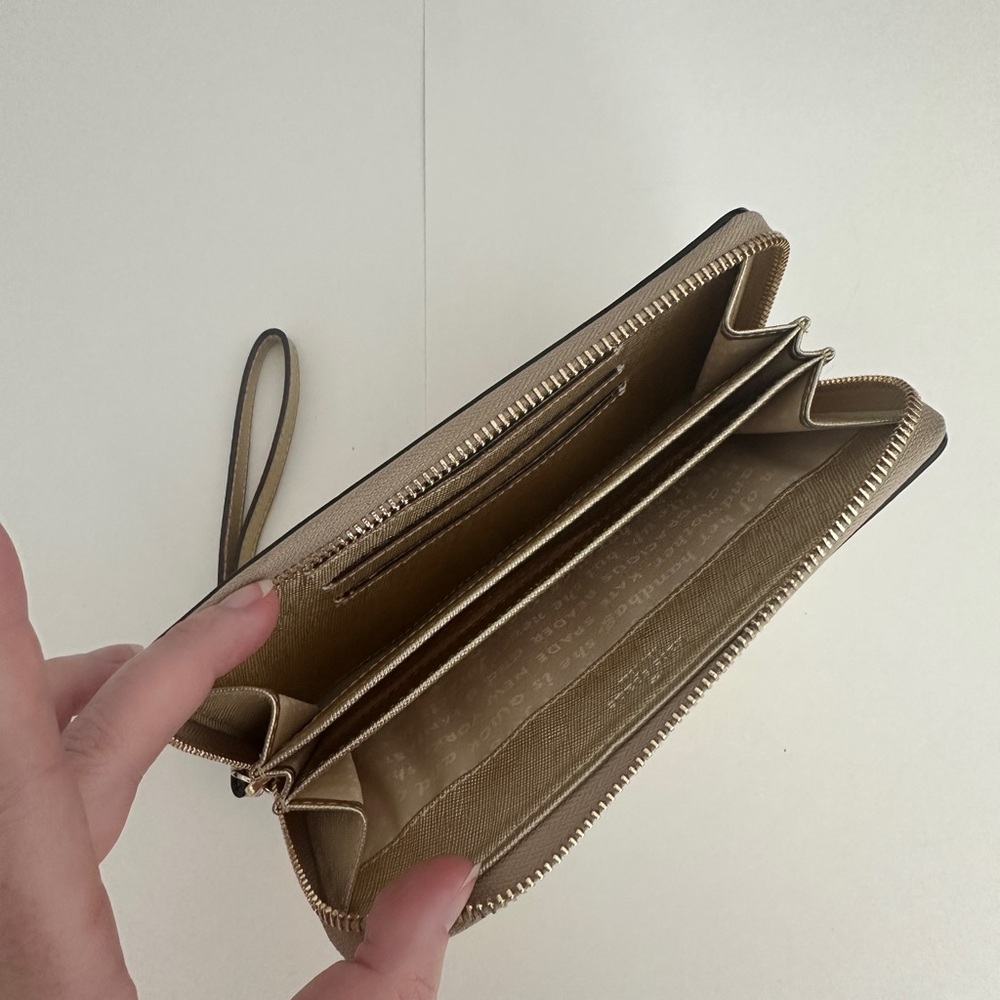 Kate Spade Gold Wristlet Wallet - Picture 4 of 11